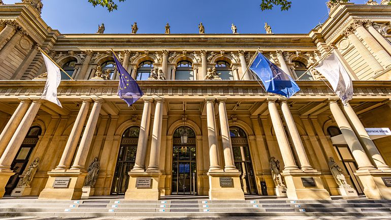 Stock exchange building